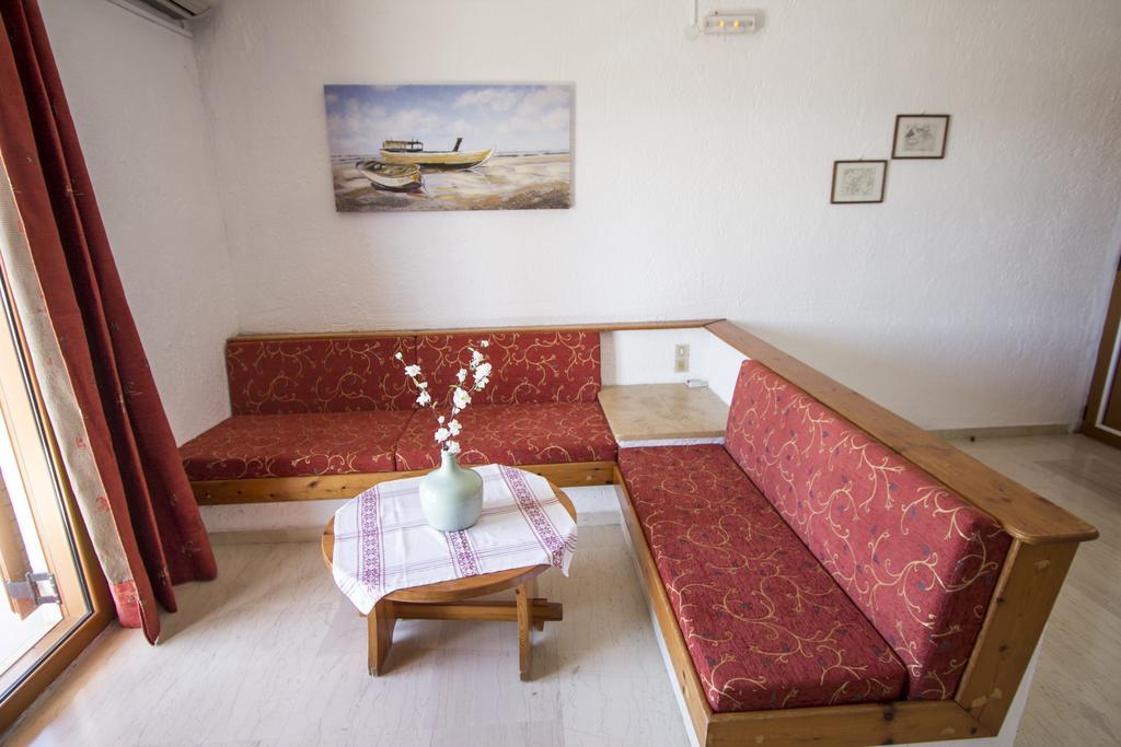 Bay View Apartments Sitia  Bagian luar foto